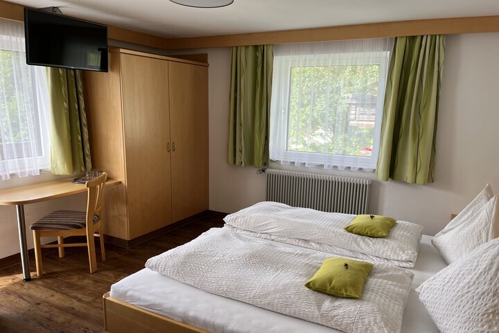 OAppartment 3/Schlafzimmer